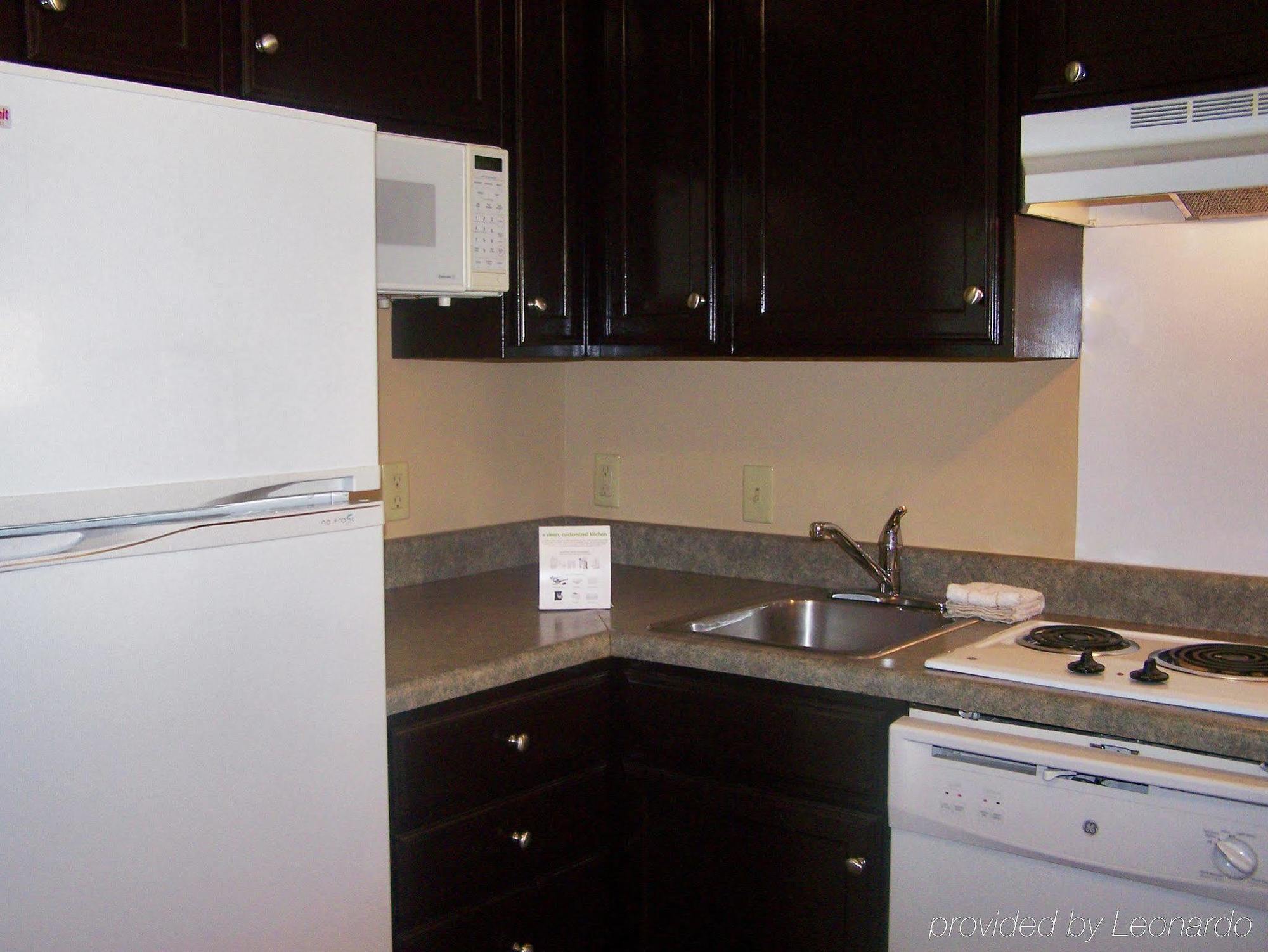 Extended America Select - - Northwest Harbison Hotel 2*
